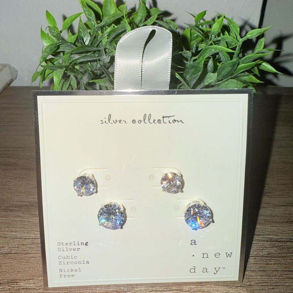 A New Day Sterling Silver Zirconia Stud Earrings - Picture 2 of 2